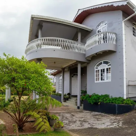 Grand Trillium View & Garden Retreat Family Friendly Stay, A Modern And Peaceful Escape In The Beautiful Surroundings Of Villa *