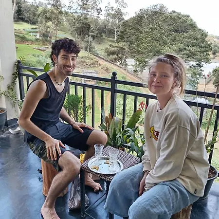 Homestay S And D *