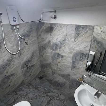 Hidden Treasure Bed & Breakfast 3*