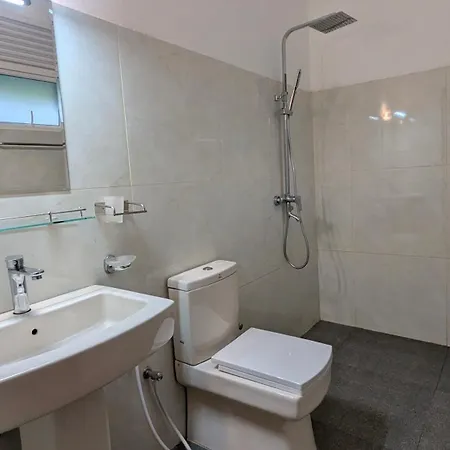 Queens Gregory - Guest house *