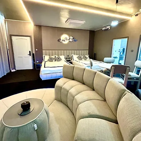 Mahaeliya Rock Castle - Luxury Villa
