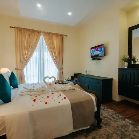 Hotel Grand Misty Hills *