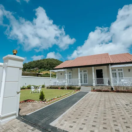 Grand Misty Hills Hotel