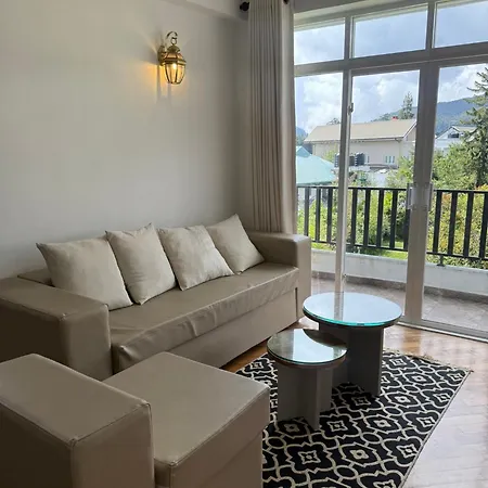 Apartment Nomentano Blue -luxury Apartments- Nuwara Eliya