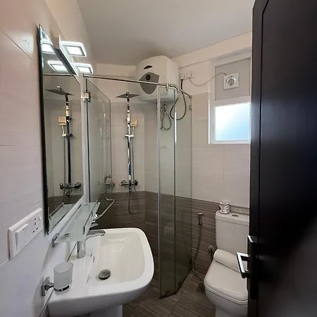 Nomentano Blue -luxury Apartments- *