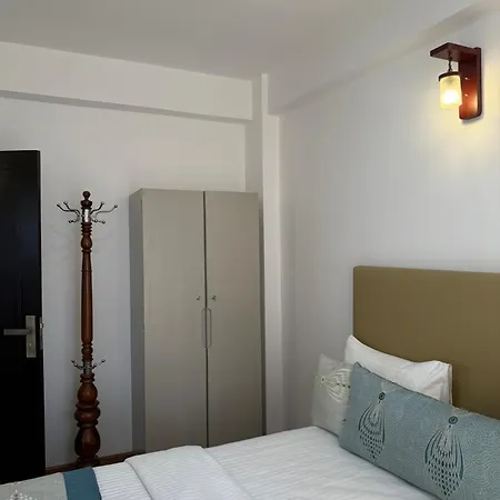 Nomentano Blue -luxury Apartments- Nuwara Eliya