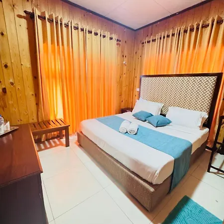 Hotel Single Tree *