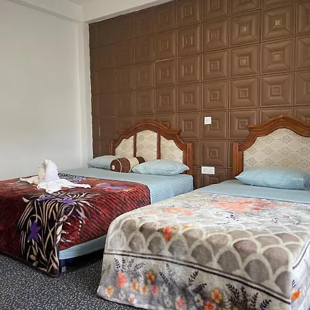 Namadi Nest Hostel *