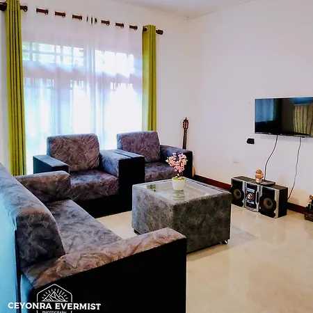 Bed & Breakfast Ceyonra Evermist *