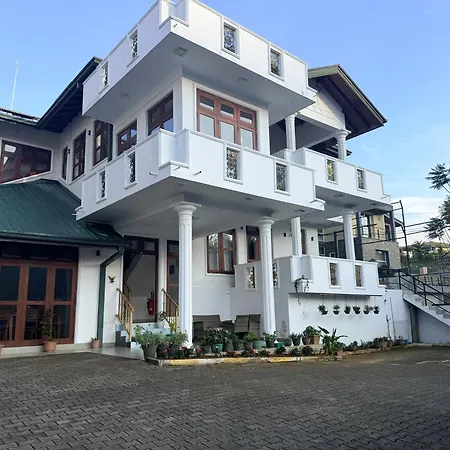 Hotel Drizzle Ridge *