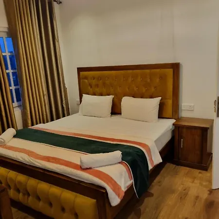 Astoria 3*