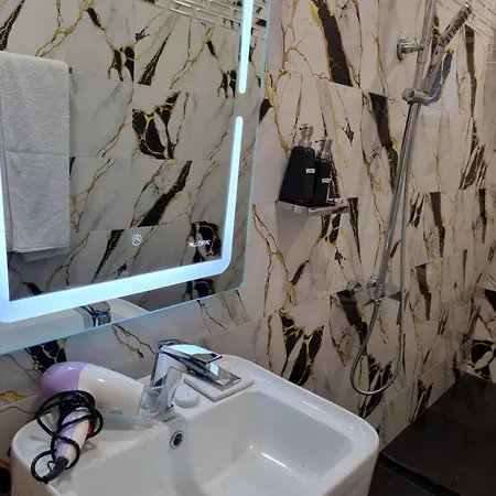 Astoria Hotel 3*