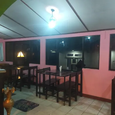Hotel Cool Feel Rest And Cafe Nuwara Eliya