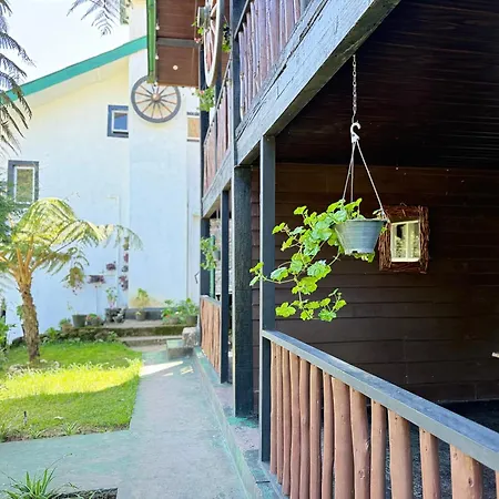 Hotel Crab And Nuwara Eliya