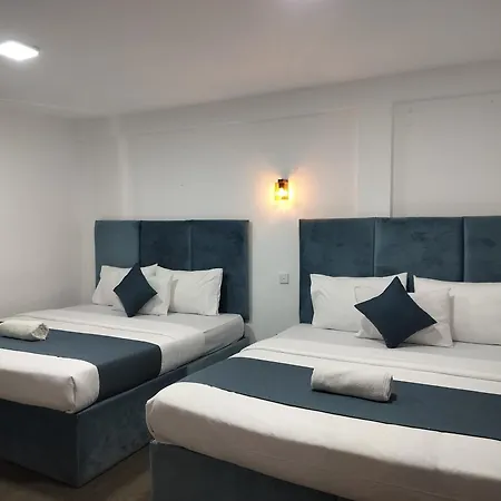 Ru & Hotel *