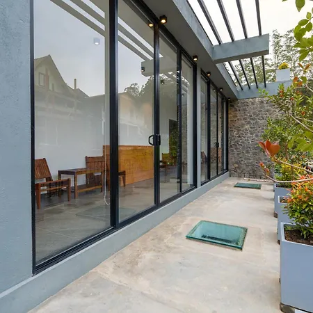 Southern Seven Hotel 3*