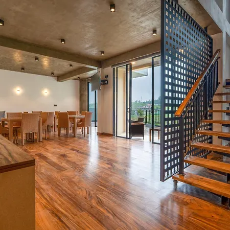 Southern Seven Hotel 3*