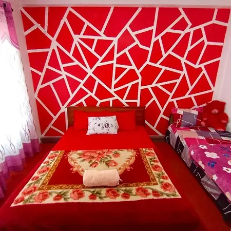 Guest house Highland Hills