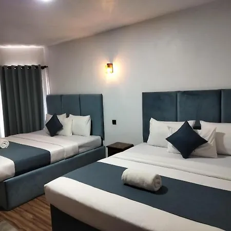 Ru & Hotel *