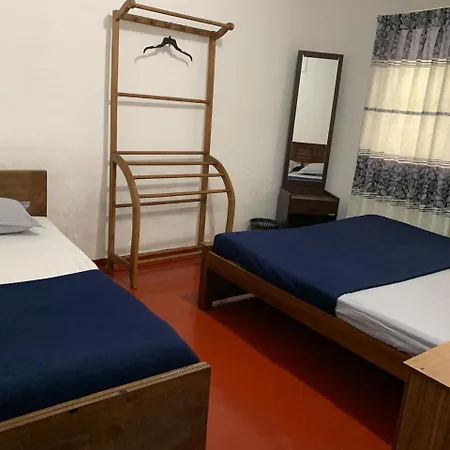 Misty High Hostel *