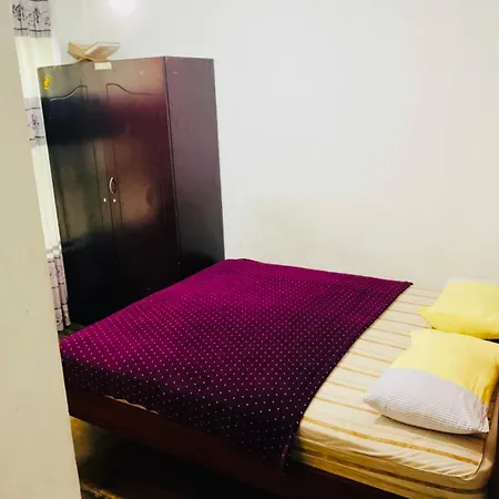 Wooden Bliss Homestay *
