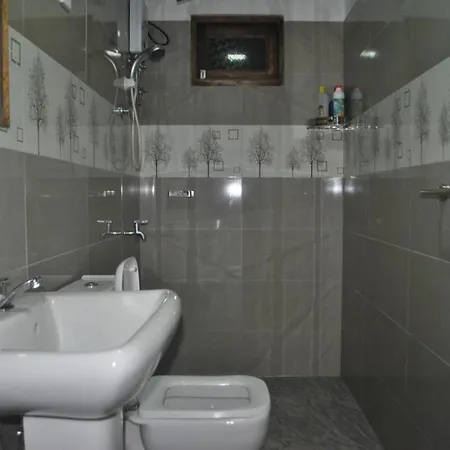 Villa Dinu