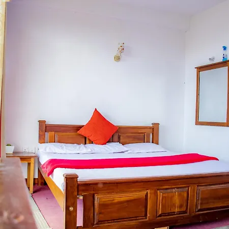 Homestay Dilru - *