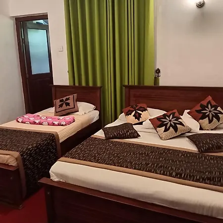 Lady Maccllum's Stone Nuwareliya Sri Lanka Hostel
