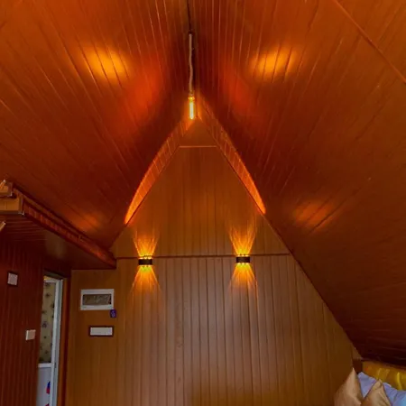 Brown - Chalet