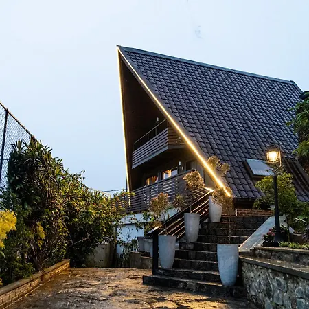 Kubana Homestay *
