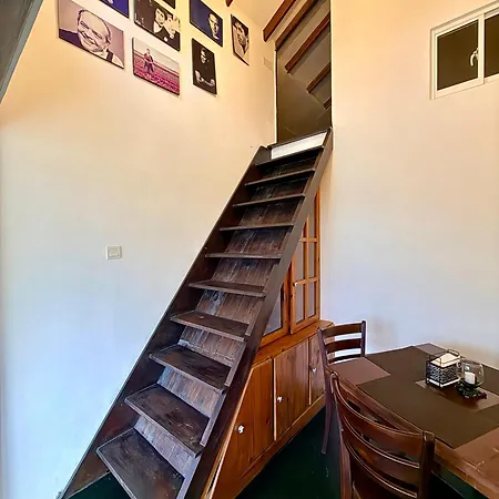 Dutch Nuwaraeliya Guest house *