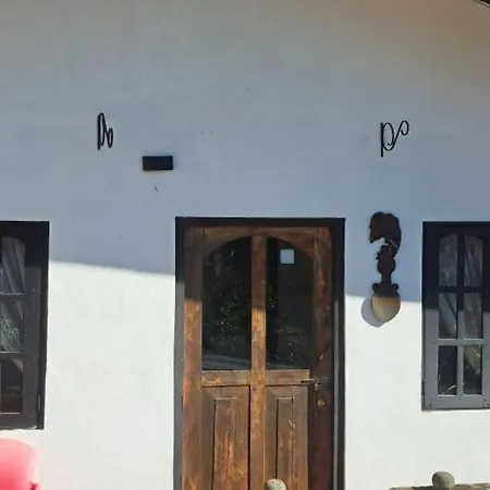 Redwood Bed & Breakfast *