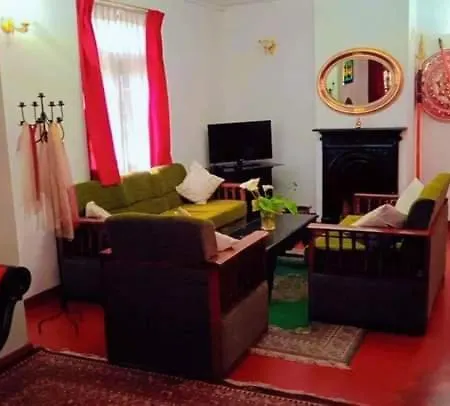 Lady Maccllum's Stone Nuwareliya Sri Lanka Hostel Nuwara Eliya