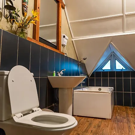 The Cottage Ambewela - Discover Horton Plains & Ella Train Journey Country house
