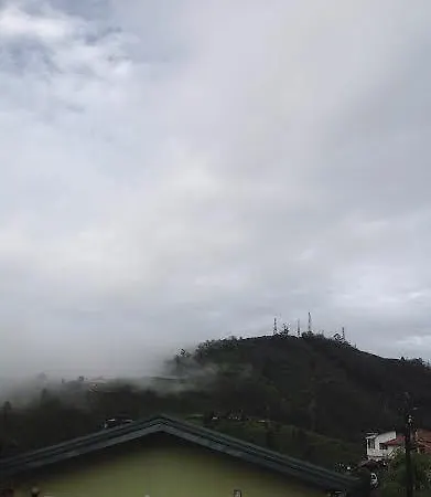 Homestay Hillcrest Homestay Nuwara Eliya