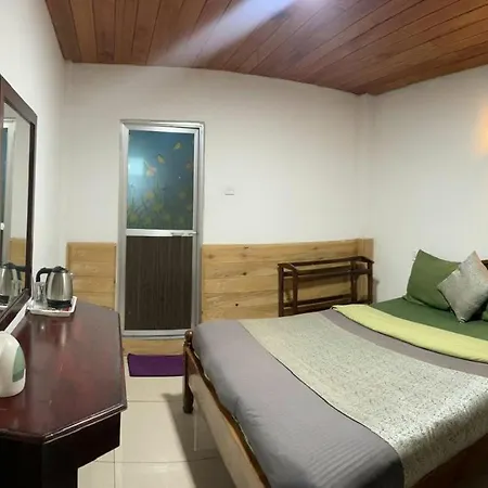 Golden King Guest Bed & Breakfast 3*