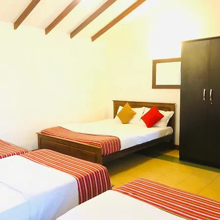 Tranquil Garden Bed & Breakfast 3*