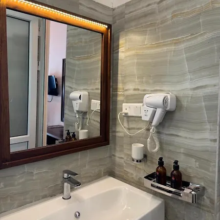 Winsanda Boutique With Heated Pool, Hotel