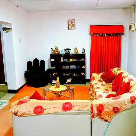 Ann Field Homestay