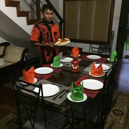 Lu Chalet Holiday Cum Bungalow * Nuwara Eliya