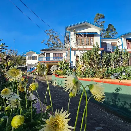 Aurora Guest house *