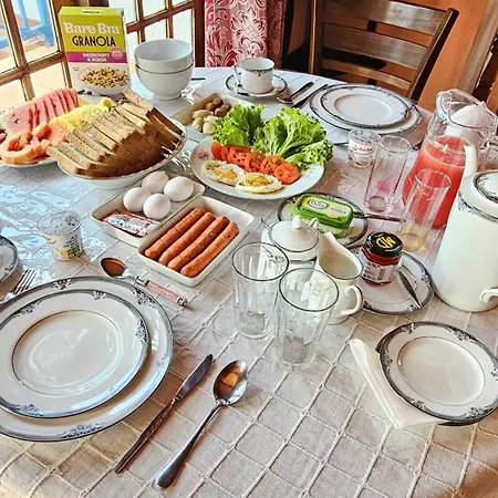 Aurora Guest house *