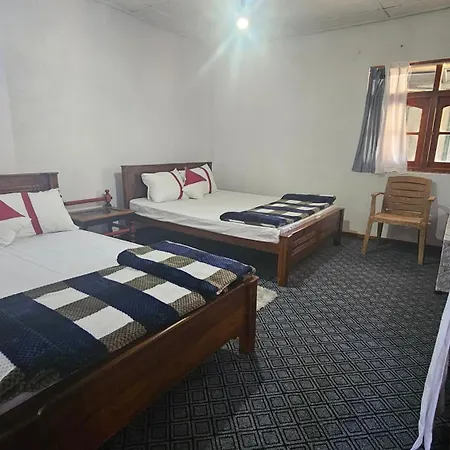 Aurora Guest house *