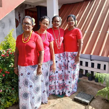 Hotel Lavender & Wood Nuwara Eliya