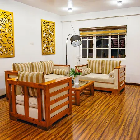 La 4* Nuwara Eliya