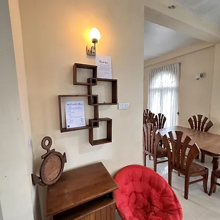 Hotel Maples Nuwara Eliya