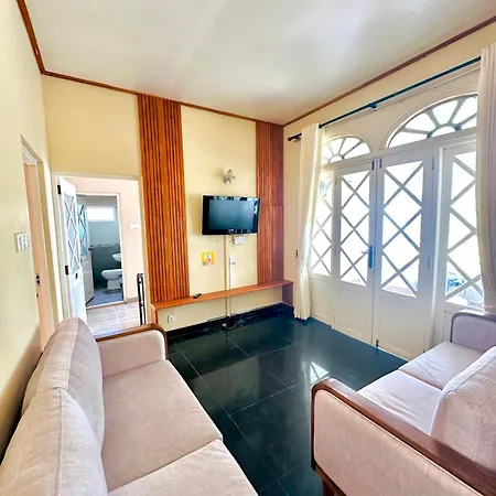 Maples Hotel Nuwara Eliya