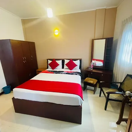 Serene Max Bed & Breakfast *