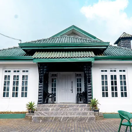 Villa Hillcroft *