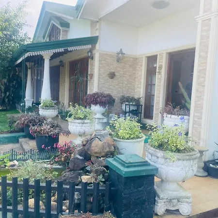 Serene Max Bed & Breakfast *